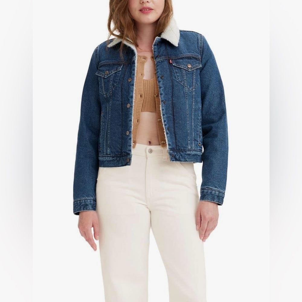Levi’s Original Sherpa Trucker Jacket size Medium